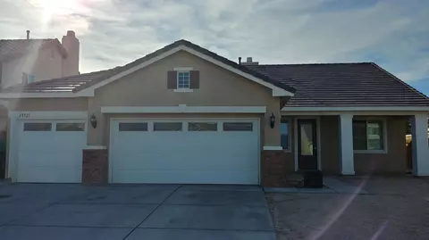 43321 Hampton St, Lancaster, CA 93536 photo 1
