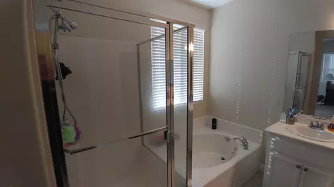 43321 Hampton St, Lancaster, CA 93536 photo 9