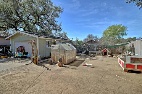 15 Apricot St, Ventura, CA 93001 photo 14