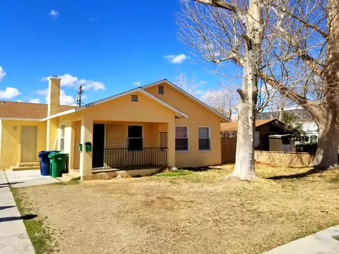 44421 Cedar Ave, Lancaster, CA 93534 photo 1