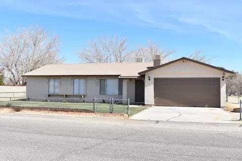 40184 E 177th St, Palmdale, CA 93591 photo 1