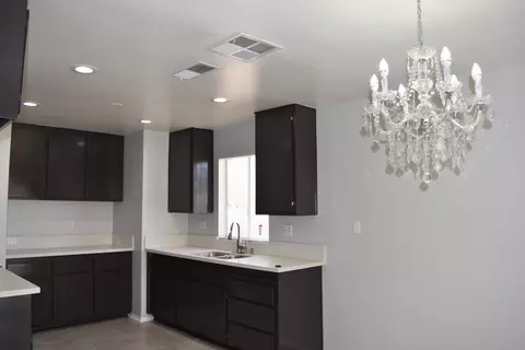 40184 E 177th St, Palmdale, CA 93591 photo 2