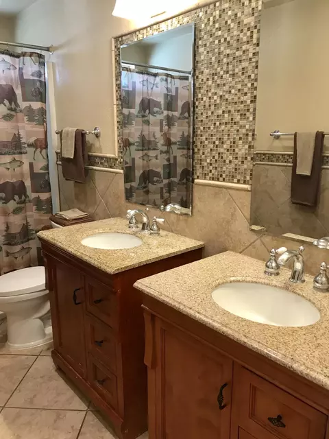 25300 Bear Valley Rd, Tehachapi, CA 93561 photo 17