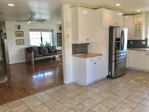 25300 Bear Valley Rd, Tehachapi, CA 93561 photo 11