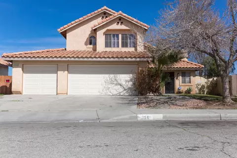 1041 E Avenue J3, Lancaster, CA 93535 photo 2