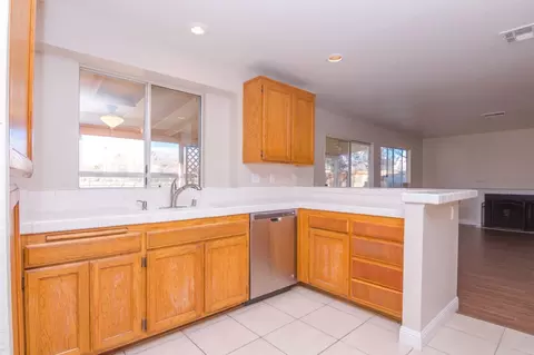 5551 Ave R12 E, Palmdale, CA 93552 photo 9