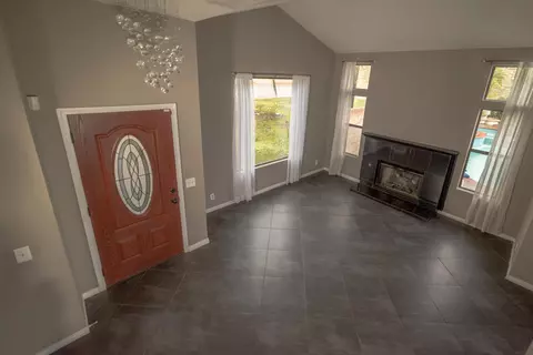 5590 Barnard St, Simi Valley, CA 93063 photo 3