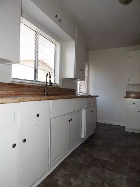 44938 Andale Ave, Lancaster, CA 93535 photo 20