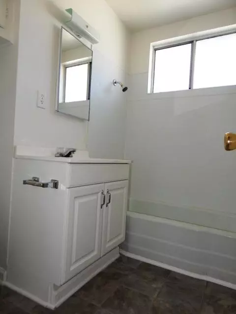 44938 Andale Ave, Lancaster, CA 93535 photo 9