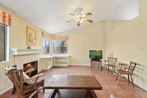 3569 Crystal Ct, Palmdale, CA 93550 photo 8