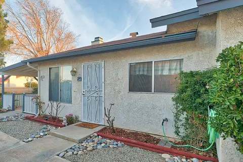 37152 29th Pl E, Palmdale, CA 93550 photo 4