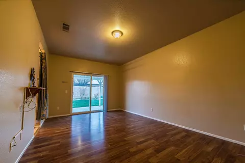 2032 Astor Ct, Lancaster, CA 93536 photo 11