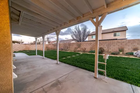 2032 Astor Ct, Lancaster, CA 93536 photo 15