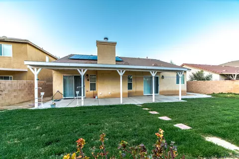 2032 Astor Ct, Lancaster, CA 93536 photo 4
