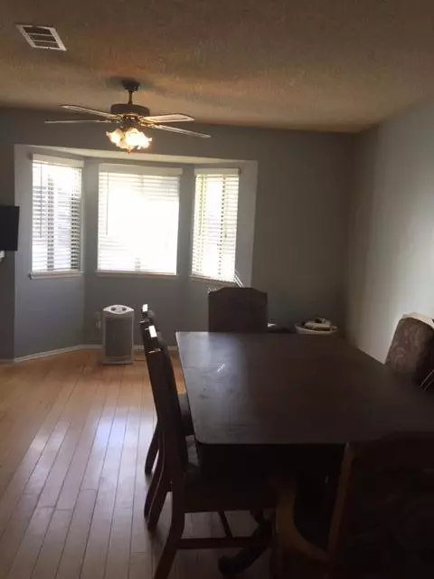 826 E Avenue J11, Lancaster, CA 93535 photo 4