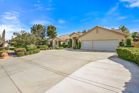 6036 Devonshire Dr, Palmdale, CA 93551 photo 1