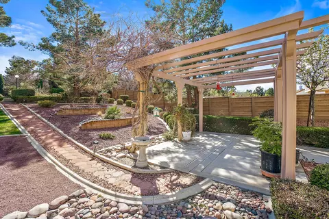 6036 Devonshire Dr, Palmdale, CA 93551 photo 38