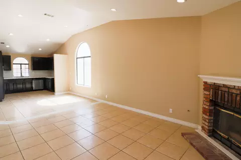 38145 E 43rd St, Palmdale, CA 93552 photo 7