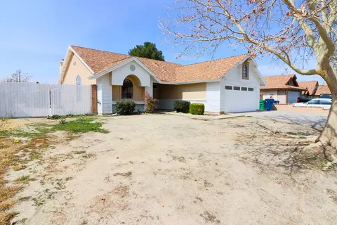 38145 E 43rd St, Palmdale, CA 93552 photo 4