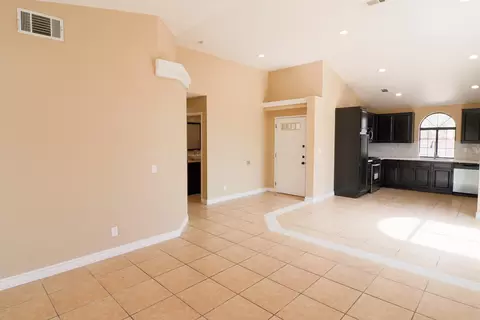 38145 E 43rd St, Palmdale, CA 93552 photo 5