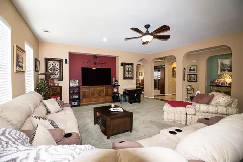 1001 Laura Ln, Tehachapi, CA 93561 photo 11