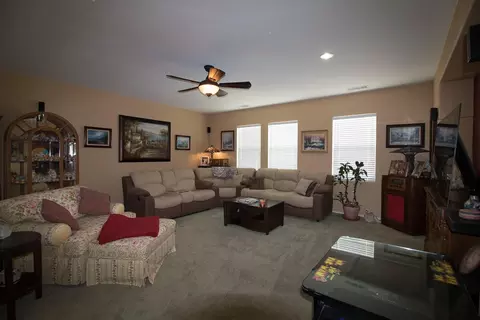 1001 Laura Ln, Tehachapi, CA 93561 photo 8