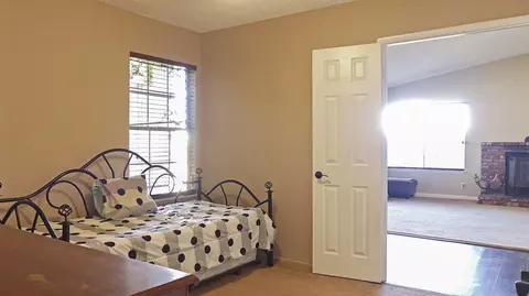 43930 E 11th St, Lancaster, CA 93535 photo 5
