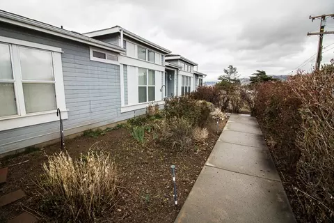 21011 Sierra Vista Dr, Tehachapi, CA 93561 photo 3