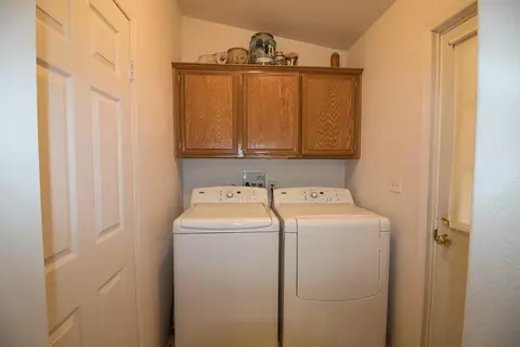 21011 Sierra Vista Dr, Tehachapi, CA 93561 photo 32