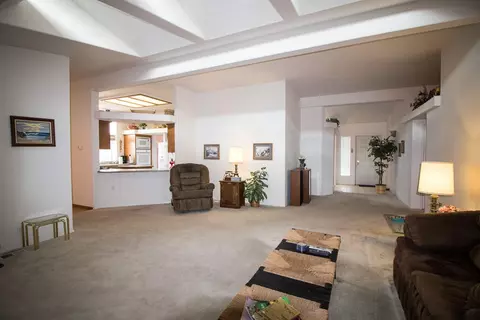 21011 Sierra Vista Dr, Tehachapi, CA 93561 photo 10