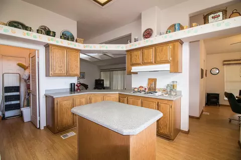 21011 Sierra Vista Dr, Tehachapi, CA 93561 photo 6
