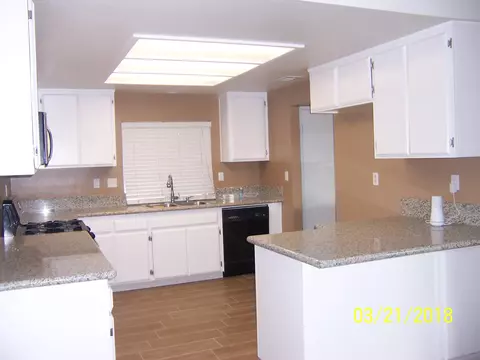 40649 174th St, Lancaster, CA 93535 photo 7