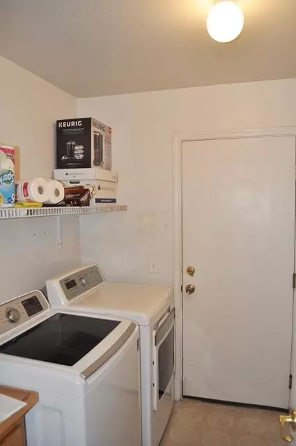 43709 E 6th St, Lancaster, CA 93535 photo 16