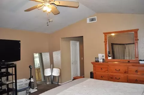 43709 E 6th St, Lancaster, CA 93535 photo 10