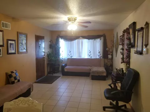 37445 5th St, Palmdale, CA 93550 photo 6