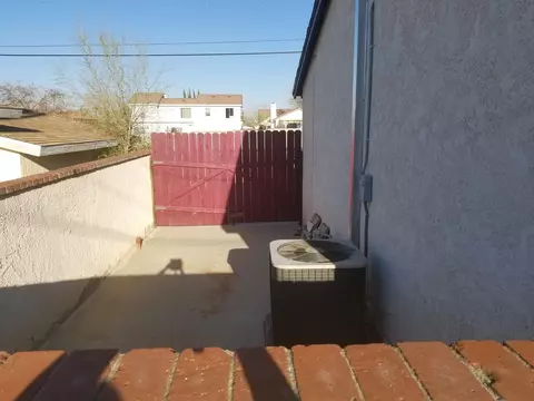 37445 5th St, Palmdale, CA 93550 photo 30