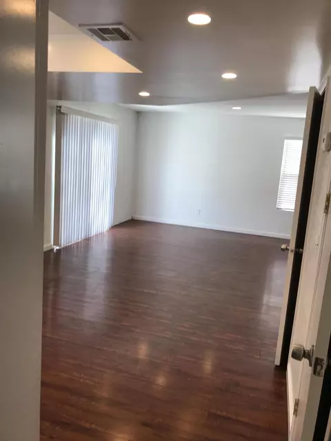 210 Avenue R4 E, Palmdale, CA 93550 photo 21