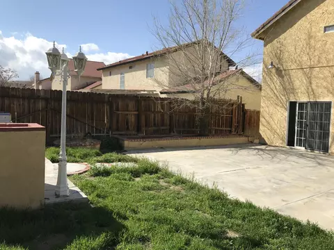 210 Avenue R4 E, Palmdale, CA 93550 photo 55