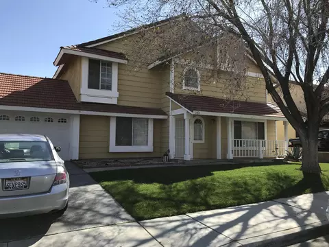 210 Avenue R4 E, Palmdale, CA 93550 photo 3