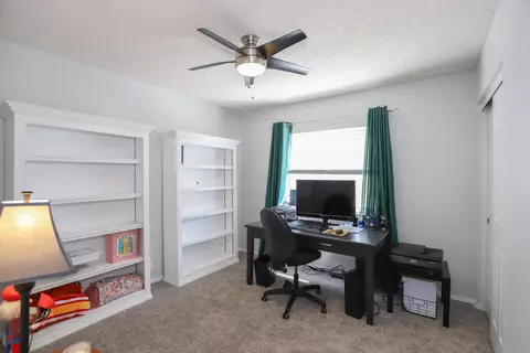 563 E Ave J 10, Lancaster, CA 93535 photo 21