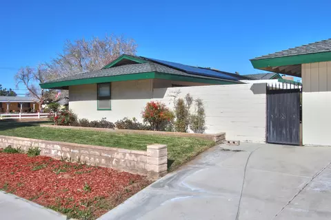 522 E Avenue J1, Lancaster, CA 93535 photo 5