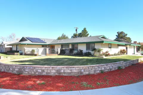 522 E Avenue J1, Lancaster, CA 93535 photo 3