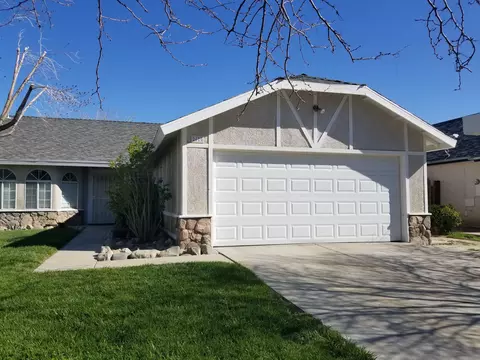 2625 Regal Ct, Lancaster, CA 93535 photo 3