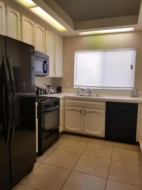 2625 Regal Ct, Lancaster, CA 93535 photo 7