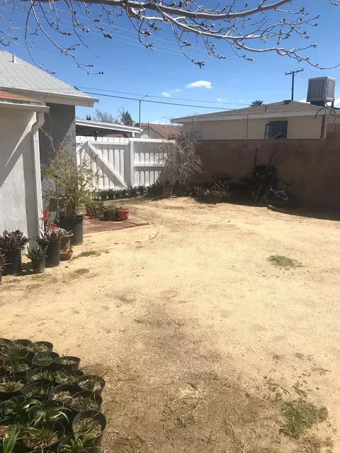 37459 5th St E, Palmdale, CA 93550 photo 16