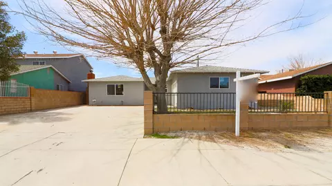 38645 Frontier Ave, Palmdale, CA 93550 photo 2