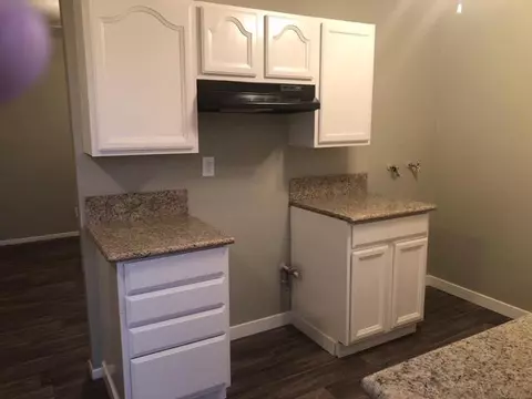 13091 Gilbert St, North Edwards, CA 93523 photo 2