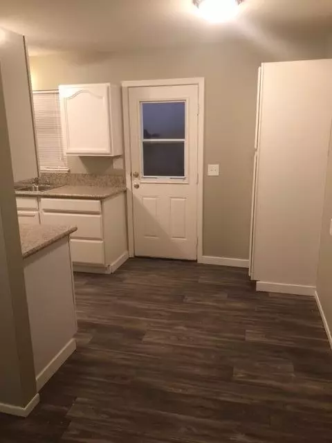 13091 Gilbert St, North Edwards, CA 93523 photo 3