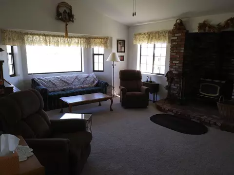 49930 Elise St, Lancaster, CA 93536 photo 9