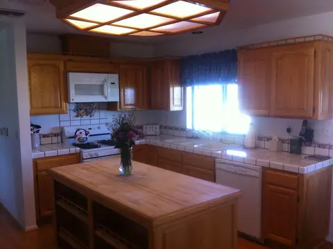 49930 Elise St, Lancaster, CA 93536 photo 4
